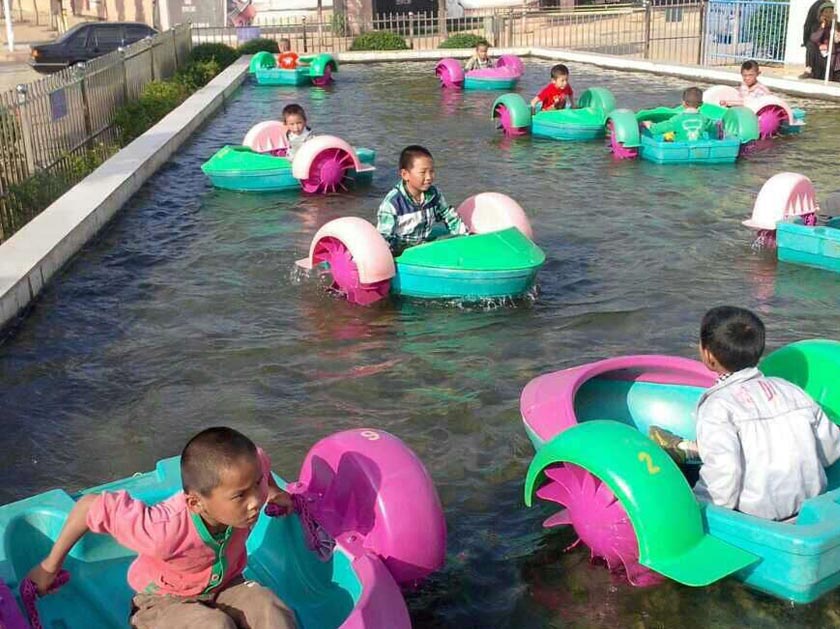 云南客户手摇船